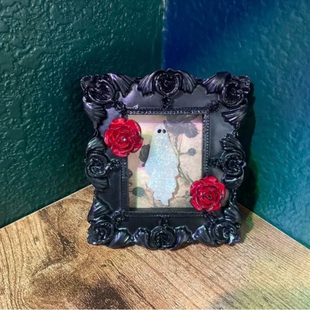 Black and Red Rose Picture Frame